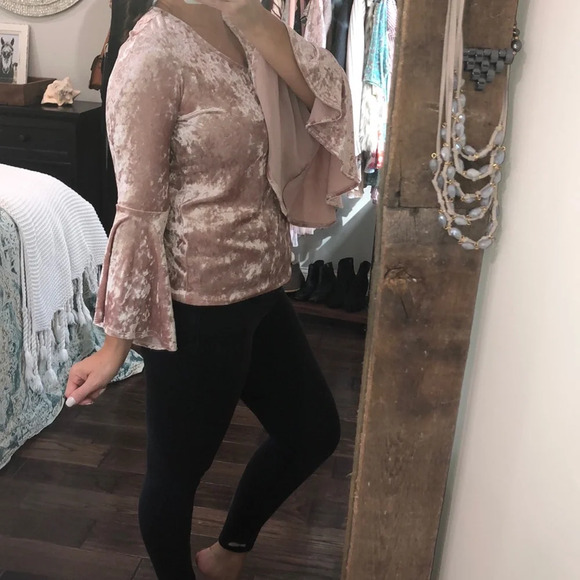 Zac & Rachel dusty rose crushed velvet boho blouse - Picture 4 of 5